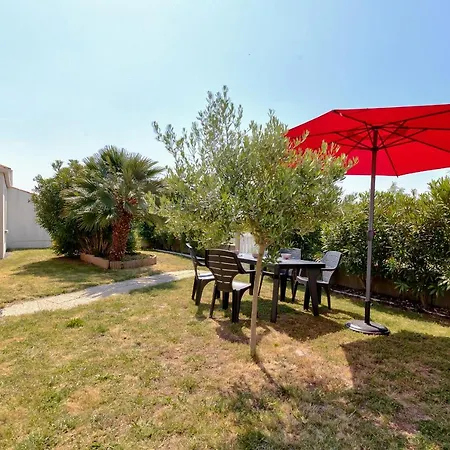Holiday home Calme, Detente Et Nature A *